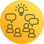 icon-teamentwicklung-innovation-leadership Icon: Eine leuchtende Glühbirne über einer Gruppe von Menschen, die für Innovation und das Entfalten von Potenzialen in der Teamentwicklung steht.